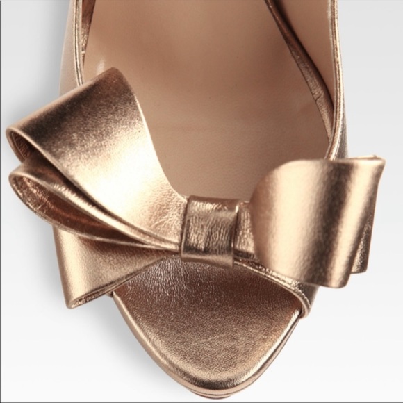 VALENTINO Metallic Couture Bow Pump - Picture 4 of 11
